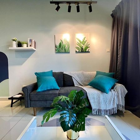Riverview 8Pax 2Br In Kbtown Netflix, Wi-Fi B-3A-5 Kota Bharu Exterior foto