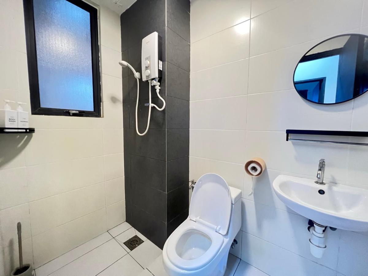 Riverview 8Pax 2Br In Kbtown Netflix, Wi-Fi B-3A-5 Kota Bharu Exterior foto